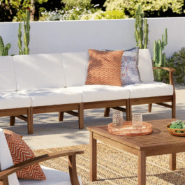 Rustic Luxury Lounge (10 Seater)